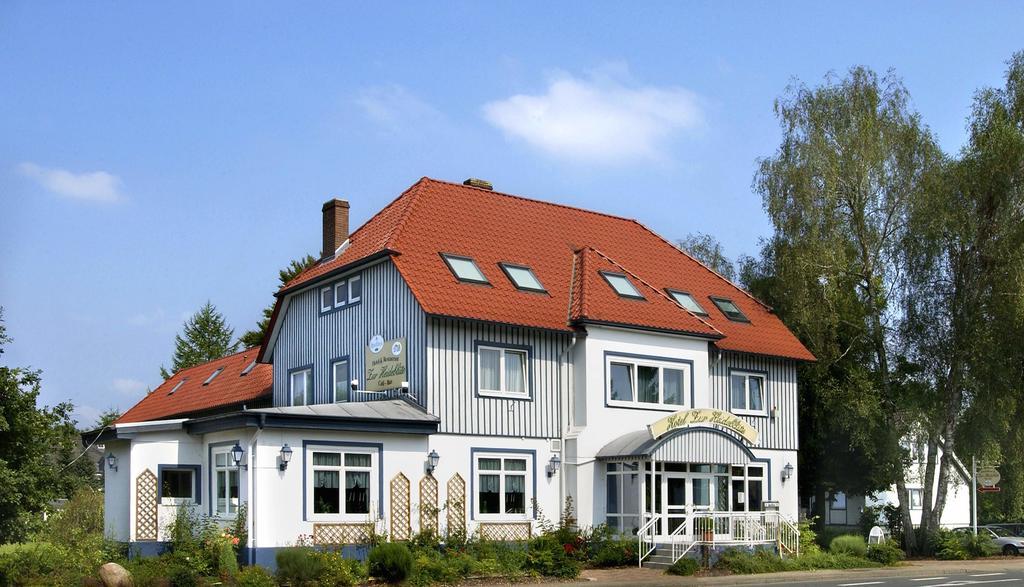 Hotel Zur Heidebluete Hambuhren Екстер'єр фото