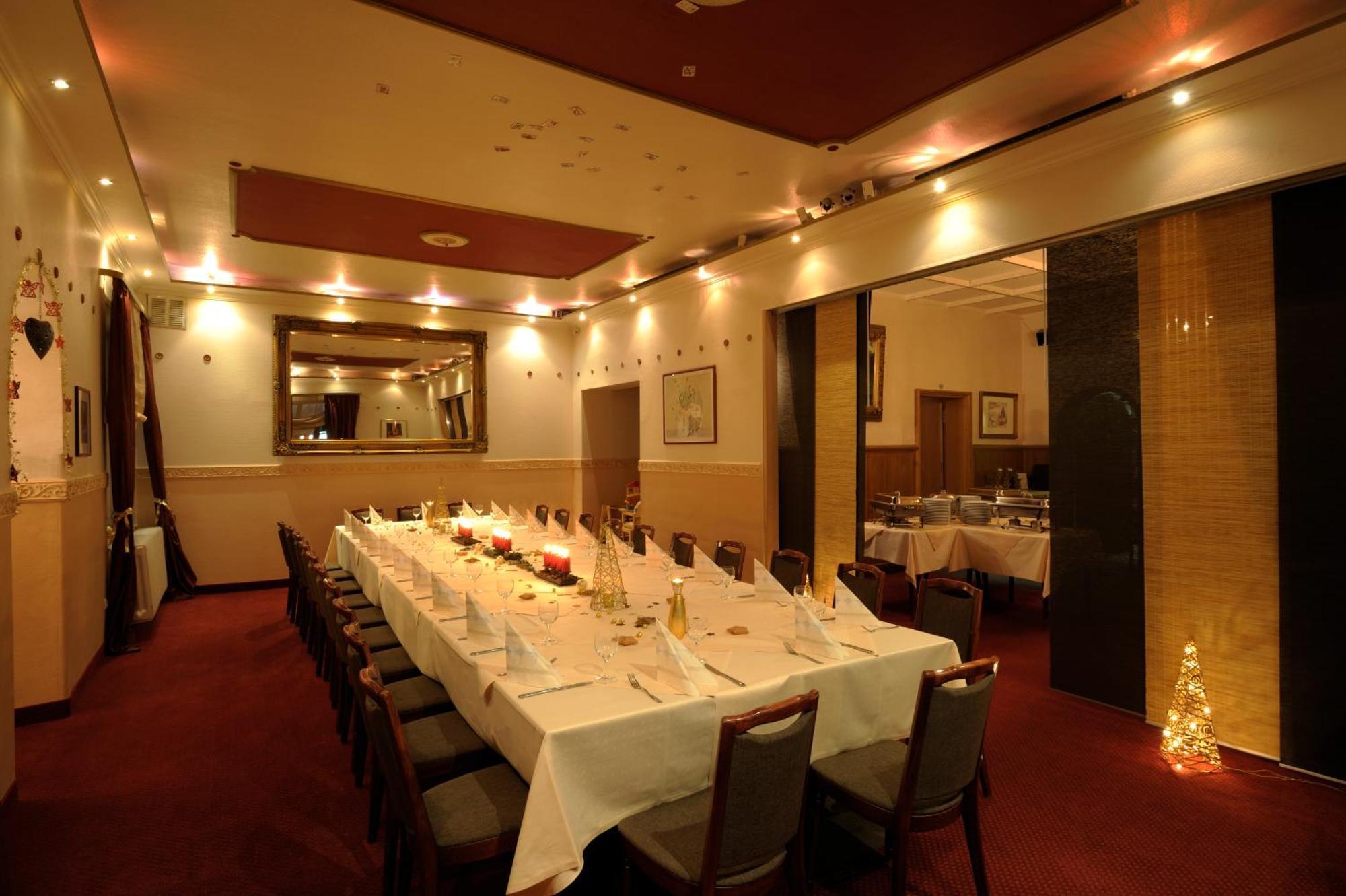 Hotel Zur Heidebluete Hambuhren Екстер'єр фото
