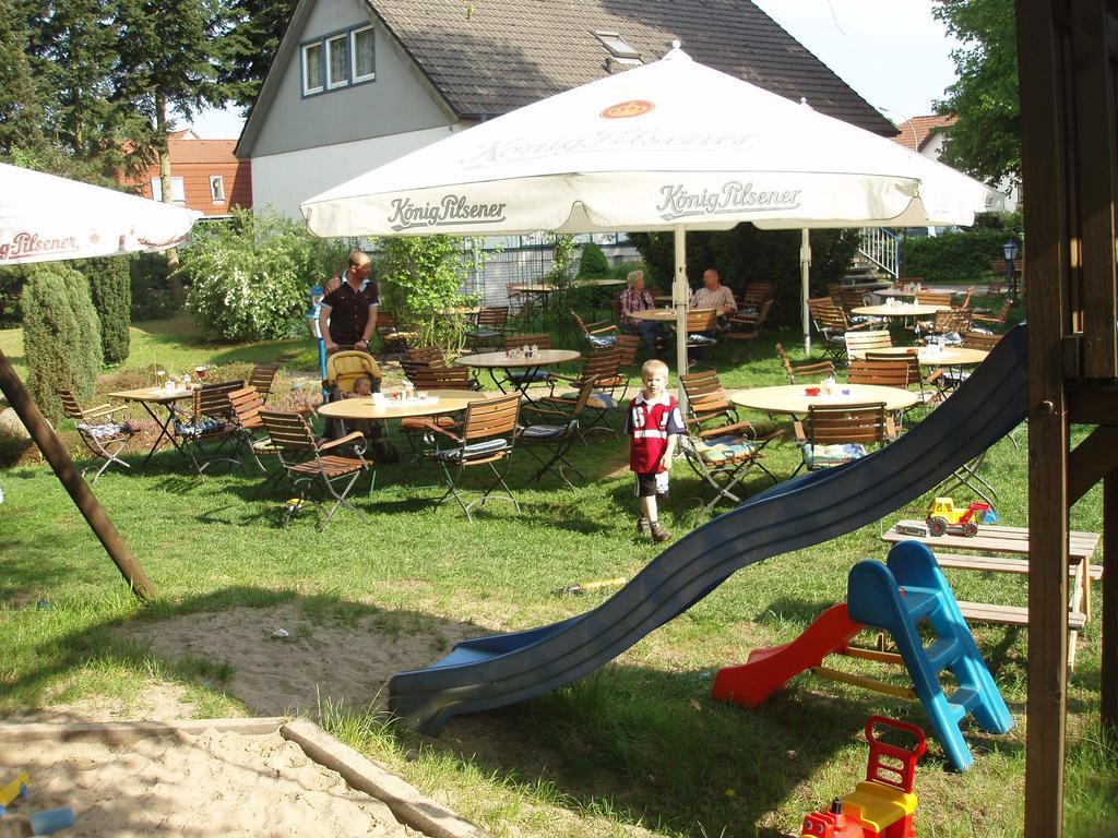 Hotel Zur Heidebluete Hambuhren Екстер'єр фото