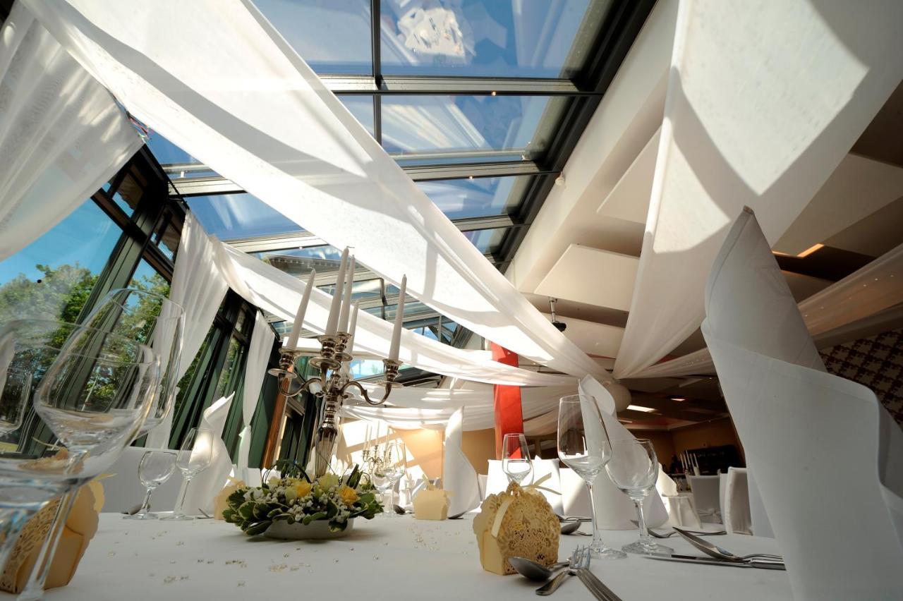 Hotel Zur Heidebluete Hambuhren Екстер'єр фото